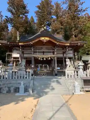 三輪神社の本殿・本堂