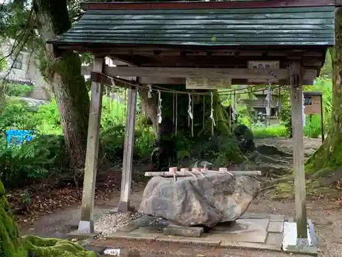 三朝神社の手水舎