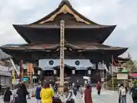 善光寺の本殿・本堂