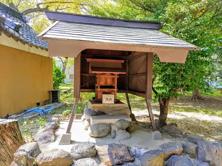 若宮八幡社の末社・摂社