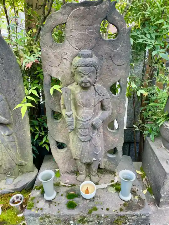 大林院の{uncategorized: "未分類", other: "その他", undefined: "問題あり", building: "その他建物", grave: "お墓", sacred_gate: "鳥居", guardian: "狛犬", statue: "像", buddha: "仏像", history: "歴史", nature: "自然", garden: "庭園", animal: "動物", pagoda: "塔", temizu: "手水舎", mountain_gate: "山門・神門", sanctuary: "本殿・本堂", subordinate: "末社・摂社", art: "芸術", scenery: "景色", jizo: "地蔵", ema: "絵馬", goshuin: "御朱印", omikuji: "おみくじ", items: "授与品その他", amulet: "お守り", goshuincho: "御朱印帳", eats: "食事", festival: "お祭り", votive_dance: "神楽", shichigosan: "七五三参", wedding: "結婚式", experience: "体験その他", initially: "初詣", around: "周辺", anti_infection: "感染症対策"}