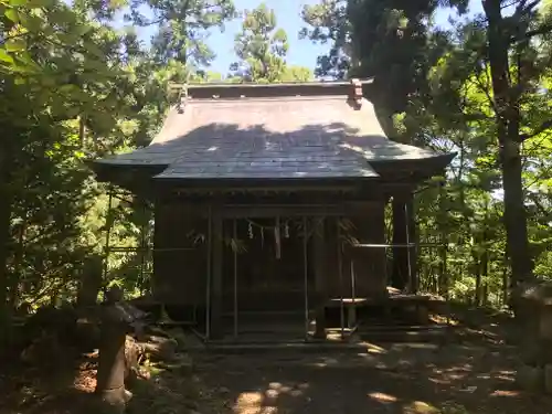 八幡神社の本殿・本堂