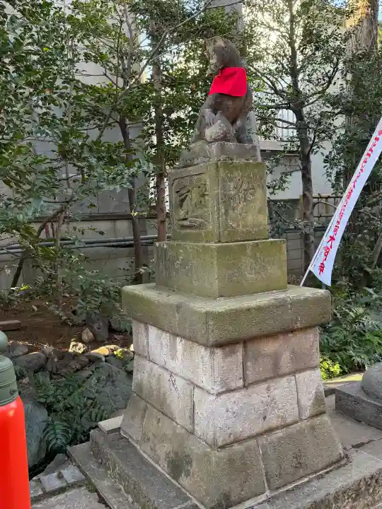 馬橋稲荷神社の{uncategorized: "未分類", other: "その他", undefined: "問題あり", building: "その他建物", grave: "お墓", sacred_gate: "鳥居", guardian: "狛犬", statue: "像", buddha: "仏像", history: "歴史", nature: "自然", garden: "庭園", animal: "動物", pagoda: "塔", temizu: "手水舎", mountain_gate: "山門・神門", sanctuary: "本殿・本堂", subordinate: "末社・摂社", art: "芸術", scenery: "景色", jizo: "地蔵", ema: "絵馬", goshuin: "御朱印", omikuji: "おみくじ", items: "授与品その他", amulet: "お守り", goshuincho: "御朱印帳", eats: "食事", festival: "お祭り", votive_dance: "神楽", shichigosan: "七五三参", wedding: "結婚式", experience: "体験その他", initially: "初詣", around: "周辺", anti_infection: "感染症対策"}