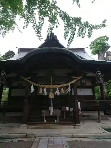 賀羅加波神社の本殿