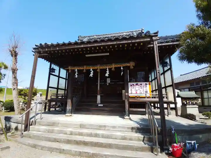 黒龍神社の本殿・本堂