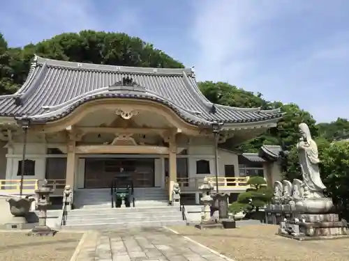 龍澤山祥雲寺の本殿・本堂