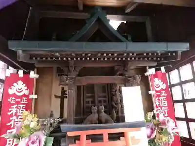 開徳稲荷神社の本殿・本堂