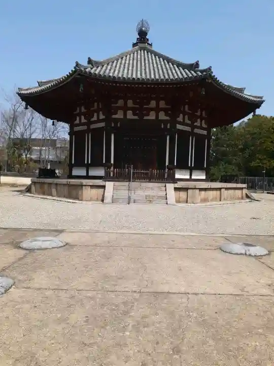 興福寺の{uncategorized: "未分類", other: "その他", undefined: "問題あり", building: "その他建物", grave: "お墓", sacred_gate: "鳥居", guardian: "狛犬", statue: "像", buddha: "仏像", history: "歴史", nature: "自然", garden: "庭園", animal: "動物", pagoda: "塔", temizu: "手水舎", mountain_gate: "山門・神門", sanctuary: "本殿・本堂", subordinate: "末社・摂社", art: "芸術", scenery: "景色", jizo: "地蔵", ema: "絵馬", goshuin: "御朱印", omikuji: "おみくじ", items: "授与品その他", amulet: "お守り", goshuincho: "御朱印帳", eats: "食事", festival: "お祭り", votive_dance: "神楽", shichigosan: "七五三参", wedding: "結婚式", experience: "体験その他", initially: "初詣", around: "周辺", anti_infection: "感染症対策"}