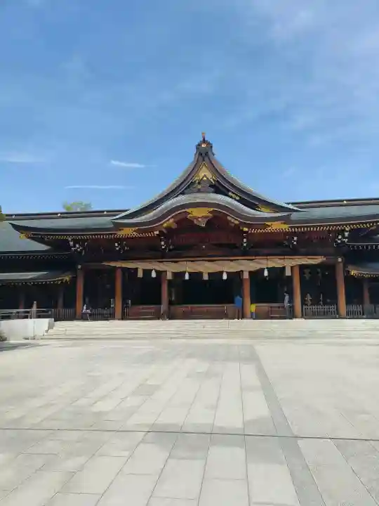 寒川神社の{uncategorized: "未分類", other: "その他", undefined: "問題あり", building: "その他建物", grave: "お墓", sacred_gate: "鳥居", guardian: "狛犬", statue: "像", buddha: "仏像", history: "歴史", nature: "自然", garden: "庭園", animal: "動物", pagoda: "塔", temizu: "手水舎", mountain_gate: "山門・神門", sanctuary: "本殿・本堂", subordinate: "末社・摂社", art: "芸術", scenery: "景色", jizo: "地蔵", ema: "絵馬", goshuin: "御朱印", omikuji: "おみくじ", items: "授与品その他", amulet: "お守り", goshuincho: "御朱印帳", eats: "食事", festival: "お祭り", votive_dance: "神楽", shichigosan: "七五三参", wedding: "結婚式", experience: "体験その他", initially: "初詣", around: "周辺", anti_infection: "感染症対策"}