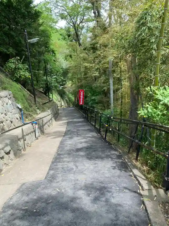 大船観音寺の{uncategorized: "未分類", other: "その他", undefined: "問題あり", building: "その他建物", grave: "お墓", sacred_gate: "鳥居", guardian: "狛犬", statue: "像", buddha: "仏像", history: "歴史", nature: "自然", garden: "庭園", animal: "動物", pagoda: "塔", temizu: "手水舎", mountain_gate: "山門・神門", sanctuary: "本殿・本堂", subordinate: "末社・摂社", art: "芸術", scenery: "景色", jizo: "地蔵", ema: "絵馬", goshuin: "御朱印", omikuji: "おみくじ", items: "授与品その他", amulet: "お守り", goshuincho: "御朱印帳", eats: "食事", festival: "お祭り", votive_dance: "神楽", shichigosan: "七五三参", wedding: "結婚式", experience: "体験その他", initially: "初詣", around: "周辺", anti_infection: "感染症対策"}