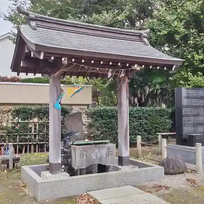 白山神社の手水舎