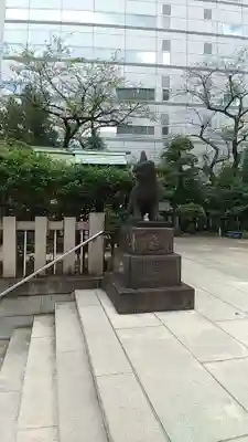 芝大神宮の狛犬