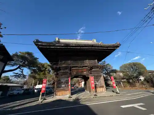 玉村八幡宮の{uncategorized: "未分類", other: "その他", undefined: "問題あり", building: "その他建物", grave: "お墓", sacred_gate: "鳥居", guardian: "狛犬", statue: "像", buddha: "仏像", history: "歴史", nature: "自然", garden: "庭園", animal: "動物", pagoda: "塔", temizu: "手水舎", mountain_gate: "山門・神門", sanctuary: "本殿・本堂", subordinate: "末社・摂社", art: "芸術", scenery: "景色", jizo: "地蔵", ema: "絵馬", goshuin: "御朱印", omikuji: "おみくじ", items: "授与品その他", amulet: "お守り", goshuincho: "御朱印帳", eats: "食事", festival: "お祭り", votive_dance: "神楽", shichigosan: "七五三参", wedding: "結婚式", experience: "体験その他", initially: "初詣", around: "周辺", anti_infection: "感染症対策"}