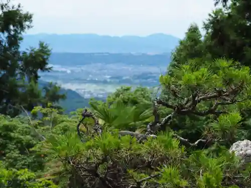 一乗寺の{uncategorized: "未分類", other: "その他", undefined: "問題あり", building: "その他建物", grave: "お墓", sacred_gate: "鳥居", guardian: "狛犬", statue: "像", buddha: "仏像", history: "歴史", nature: "自然", garden: "庭園", animal: "動物", pagoda: "塔", temizu: "手水舎", mountain_gate: "山門・神門", sanctuary: "本殿・本堂", subordinate: "末社・摂社", art: "芸術", scenery: "景色", jizo: "地蔵", ema: "絵馬", goshuin: "御朱印", omikuji: "おみくじ", items: "授与品その他", amulet: "お守り", goshuincho: "御朱印帳", eats: "食事", festival: "お祭り", votive_dance: "神楽", shichigosan: "七五三参", wedding: "結婚式", experience: "体験その他", initially: "初詣", around: "周辺", anti_infection: "感染症対策"}