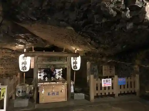 山神宮（山神宮）の建物その他