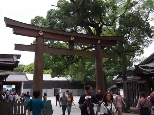 明治神宮の鳥居