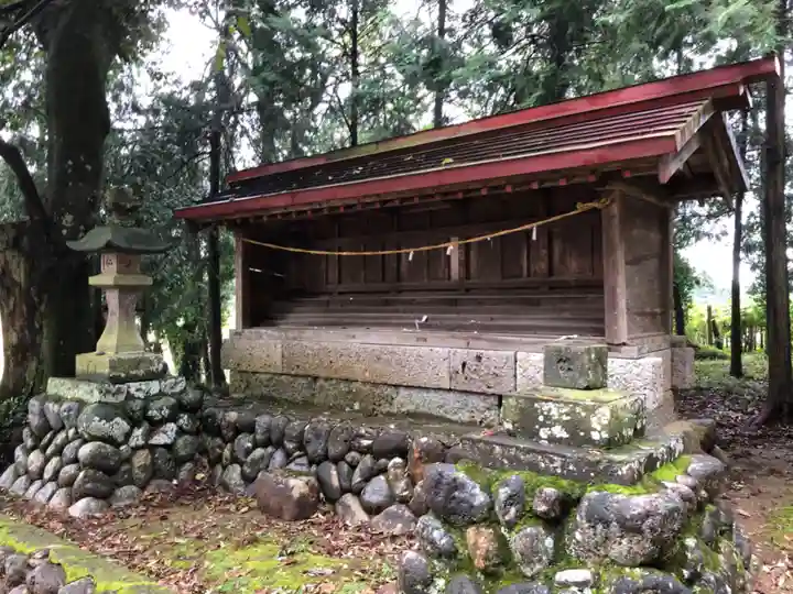出雲乃伊波比神社の末社・摂社
