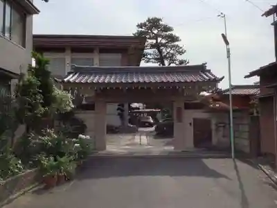 西光寺の山門・神門