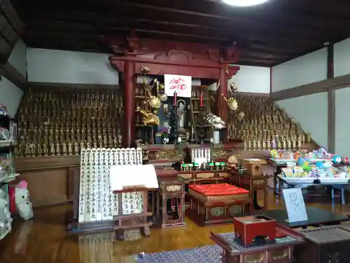 常性寺の本殿