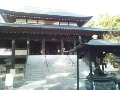 高蔵寺の本殿・本堂