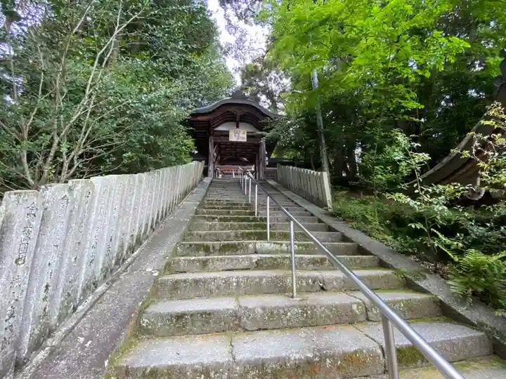往馬坐伊古麻都比古神社のその他建物