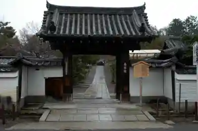 養源院の山門・神門