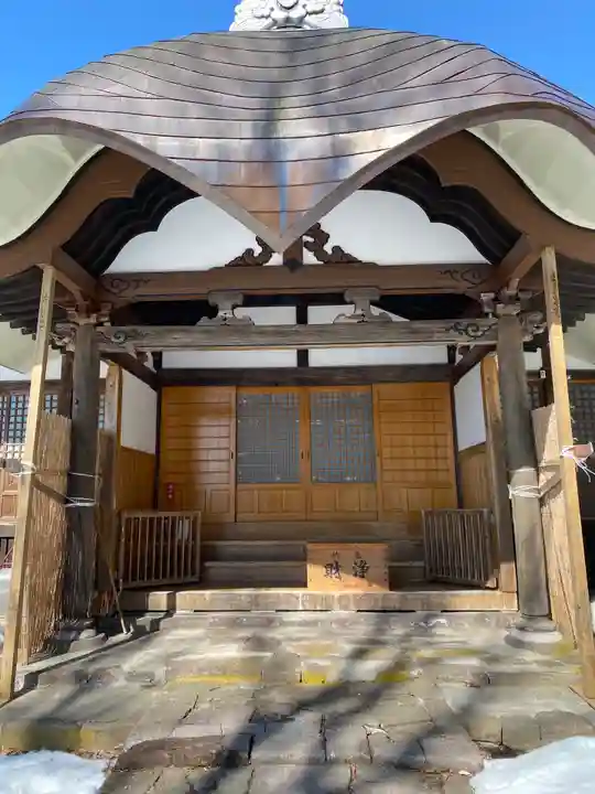 恵日寺の本殿・本堂