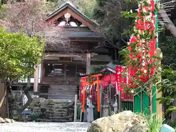 佛乘院神奈川別院の本殿・本堂