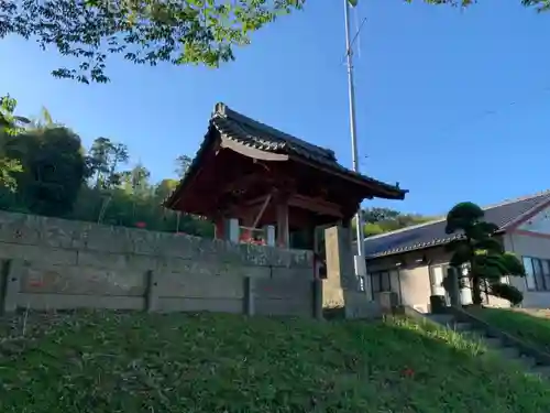 福庄寺の山門