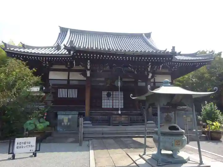 妙蓮寺の本殿・本堂