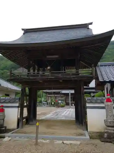 長福寺の山門・神門