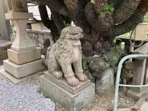 叶神社 (西叶神社)の狛犬