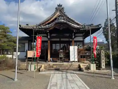 長福寺の本殿・本堂
