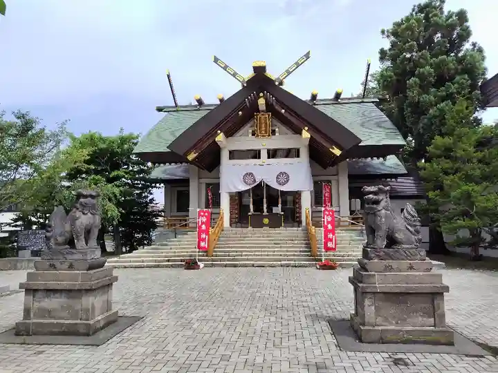烈々布神社の本殿・本堂