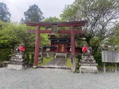 威徳天満宮の{uncategorized: "未分類", other: "その他", undefined: "問題あり", building: "その他建物", grave: "お墓", sacred_gate: "鳥居", guardian: "狛犬", statue: "像", buddha: "仏像", history: "歴史", nature: "自然", garden: "庭園", animal: "動物", pagoda: "塔", temizu: "手水舎", mountain_gate: "山門・神門", sanctuary: "本殿・本堂", subordinate: "末社・摂社", art: "芸術", scenery: "景色", jizo: "地蔵", ema: "絵馬", goshuin: "御朱印", omikuji: "おみくじ", items: "授与品その他", amulet: "お守り", goshuincho: "御朱印帳", eats: "食事", festival: "お祭り", votive_dance: "神楽", shichigosan: "七五三参", wedding: "結婚式", experience: "体験その他", initially: "初詣", around: "周辺", anti_infection: "感染症対策"}