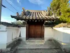 徳蔵寺の山門