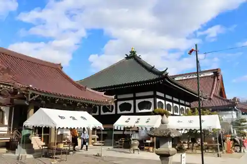 如宝寺の本殿・本堂