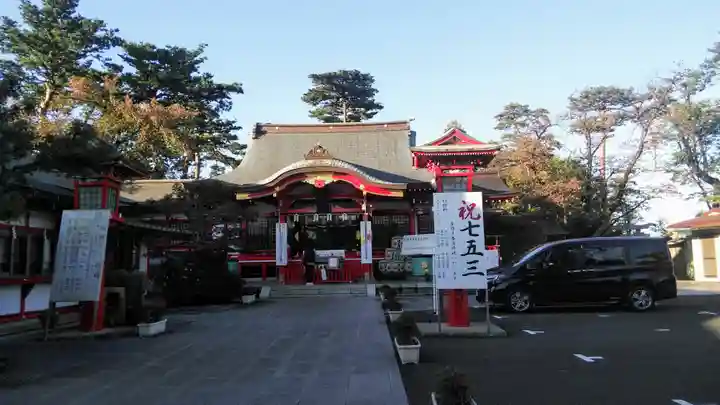 東伏見稲荷神社の本殿・本堂