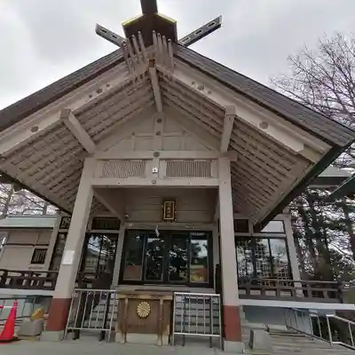白石神社の本殿・本堂