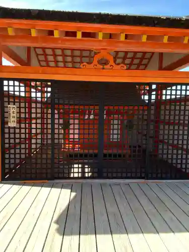 厳島神社の{uncategorized: "未分類", other: "その他", undefined: "問題あり", building: "その他建物", grave: "お墓", sacred_gate: "鳥居", guardian: "狛犬", statue: "像", buddha: "仏像", history: "歴史", nature: "自然", garden: "庭園", animal: "動物", pagoda: "塔", temizu: "手水舎", mountain_gate: "山門・神門", sanctuary: "本殿・本堂", subordinate: "末社・摂社", art: "芸術", scenery: "景色", jizo: "地蔵", ema: "絵馬", goshuin: "御朱印", omikuji: "おみくじ", items: "授与品その他", amulet: "お守り", goshuincho: "御朱印帳", eats: "食事", festival: "お祭り", votive_dance: "神楽", shichigosan: "七五三参", wedding: "結婚式", experience: "体験その他", initially: "初詣", around: "周辺", anti_infection: "感染症対策"}