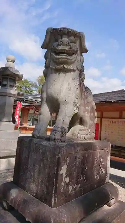 龍城神社の狛犬