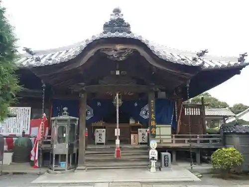 出釋迦寺の本殿・本堂