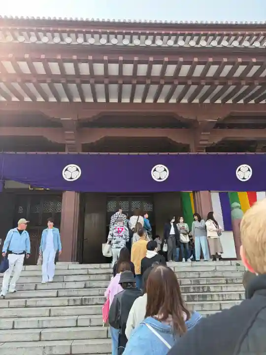 増上寺の{uncategorized: "未分類", other: "その他", undefined: "問題あり", building: "その他建物", grave: "お墓", sacred_gate: "鳥居", guardian: "狛犬", statue: "像", buddha: "仏像", history: "歴史", nature: "自然", garden: "庭園", animal: "動物", pagoda: "塔", temizu: "手水舎", mountain_gate: "山門・神門", sanctuary: "本殿・本堂", subordinate: "末社・摂社", art: "芸術", scenery: "景色", jizo: "地蔵", ema: "絵馬", goshuin: "御朱印", omikuji: "おみくじ", items: "授与品その他", amulet: "お守り", goshuincho: "御朱印帳", eats: "食事", festival: "お祭り", votive_dance: "神楽", shichigosan: "七五三参", wedding: "結婚式", experience: "体験その他", initially: "初詣", around: "周辺", anti_infection: "感染症対策"}