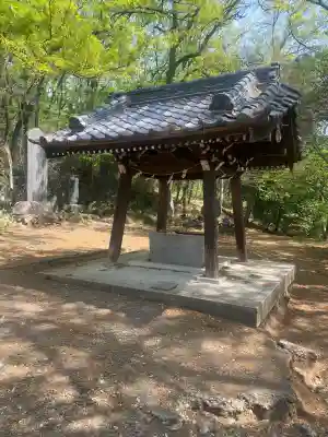 高山神社の{uncategorized: "未分類", other: "その他", undefined: "問題あり", building: "その他建物", grave: "お墓", sacred_gate: "鳥居", guardian: "狛犬", statue: "像", buddha: "仏像", history: "歴史", nature: "自然", garden: "庭園", animal: "動物", pagoda: "塔", temizu: "手水舎", mountain_gate: "山門・神門", sanctuary: "本殿・本堂", subordinate: "末社・摂社", art: "芸術", scenery: "景色", jizo: "地蔵", ema: "絵馬", goshuin: "御朱印", omikuji: "おみくじ", items: "授与品その他", amulet: "お守り", goshuincho: "御朱印帳", eats: "食事", festival: "お祭り", votive_dance: "神楽", shichigosan: "七五三参", wedding: "結婚式", experience: "体験その他", initially: "初詣", around: "周辺", anti_infection: "感染症対策"}