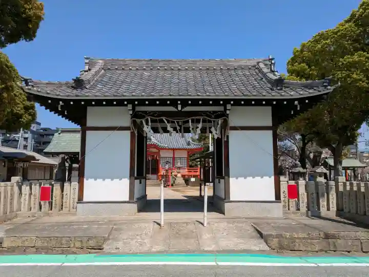 粟津天満神社の{uncategorized: "未分類", other: "その他", undefined: "問題あり", building: "その他建物", grave: "お墓", sacred_gate: "鳥居", guardian: "狛犬", statue: "像", buddha: "仏像", history: "歴史", nature: "自然", garden: "庭園", animal: "動物", pagoda: "塔", temizu: "手水舎", mountain_gate: "山門・神門", sanctuary: "本殿・本堂", subordinate: "末社・摂社", art: "芸術", scenery: "景色", jizo: "地蔵", ema: "絵馬", goshuin: "御朱印", omikuji: "おみくじ", items: "授与品その他", amulet: "お守り", goshuincho: "御朱印帳", eats: "食事", festival: "お祭り", votive_dance: "神楽", shichigosan: "七五三参", wedding: "結婚式", experience: "体験その他", initially: "初詣", around: "周辺", anti_infection: "感染症対策"}