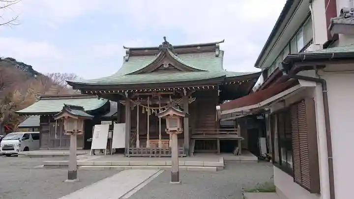 鴨居八幡神社の本殿・本堂