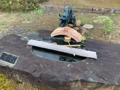 津島神社の手水舎