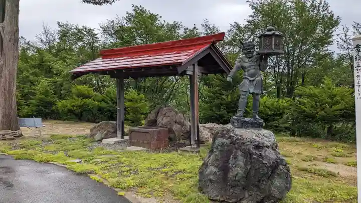 中富良野神社の手水舎
