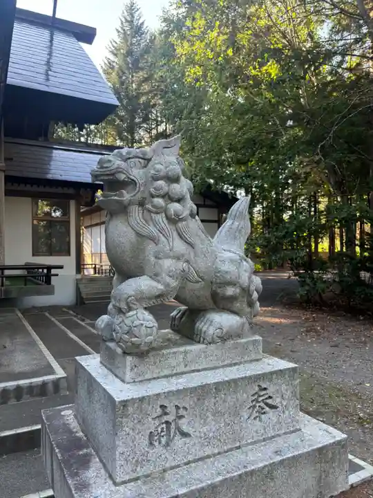 足寄神社の狛犬
