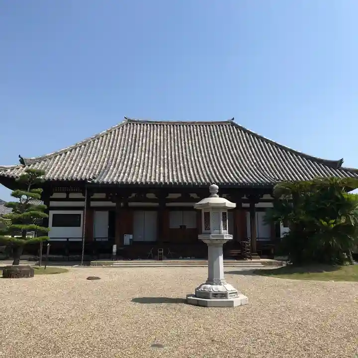 法華寺の本殿・本堂